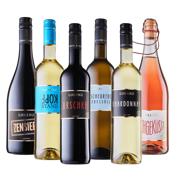 6 Flaschen des Bioweingut Lorenz Gourmetpakets vor weißem Hintergrund Bioland zertifiziert